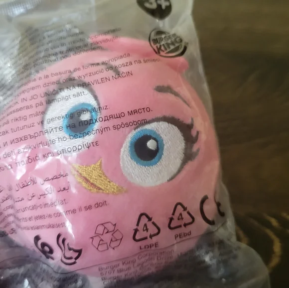 5/$10 Angry Birds Burger King Toy Pink 2021 - Picture 2 of 6